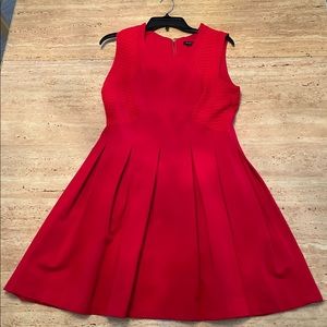 BCBGMAXAZRIA RED DRESS